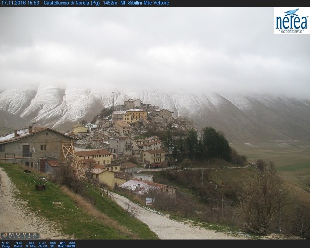 Castelluccio di Norcia dopo Terromoto.jpg