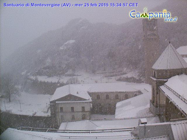 monteverginepiazzale.jpg