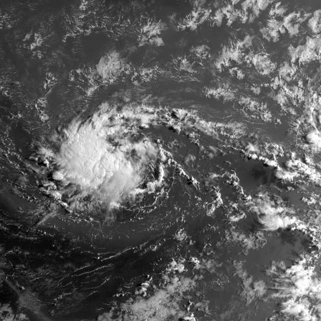 20170817.1115.GOES13.vis.09L.NINE.ATL.png