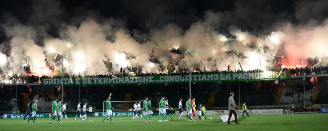 Av-Bologna coreografia irpinianews.jpg