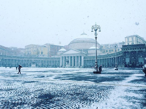 piazza-plebiscito-napoli.png