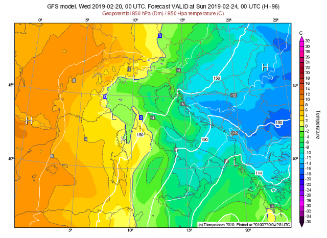 GFS_096_ITA0_G85.png