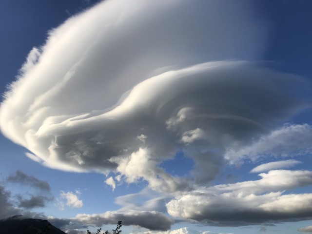 nube lenticolare 09062020.jpeg