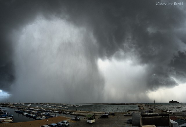 Monte di Procida downburst 25092020.jpg