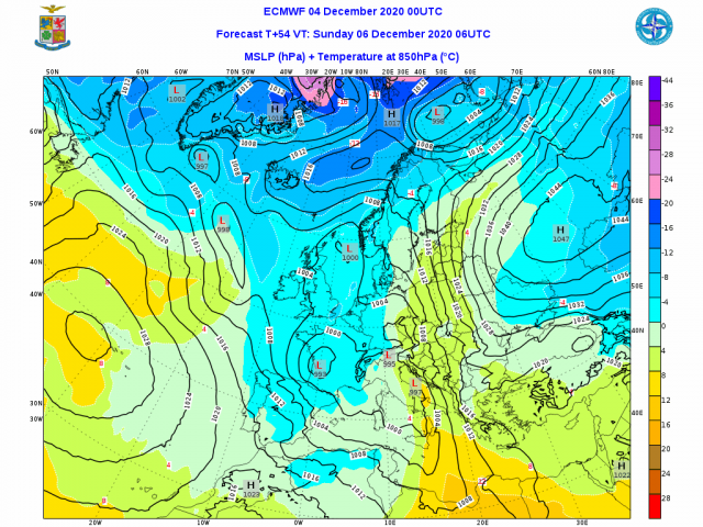 ECMW_203_202012040000_EURATL_PPTT@@@@_999850@@@@@@_054_000_1000.png