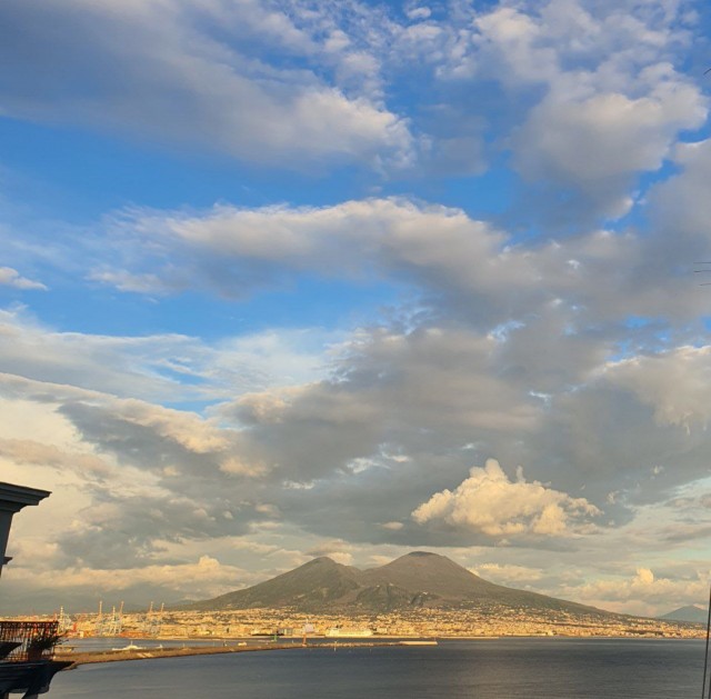 napoli vesuvio 08102021 h17.jpg