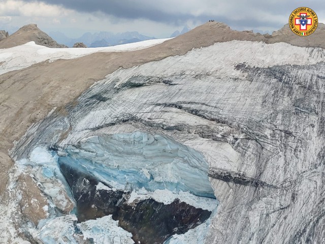 Foto-Soccorso-Alpino-Marmolada-.jpg