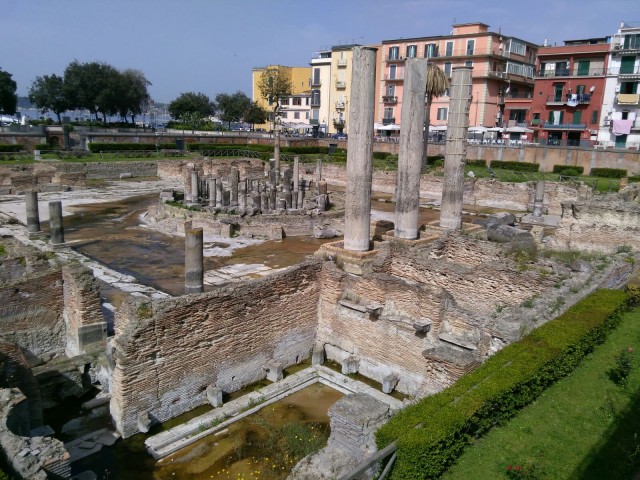 serapeopozzuoli.jpg