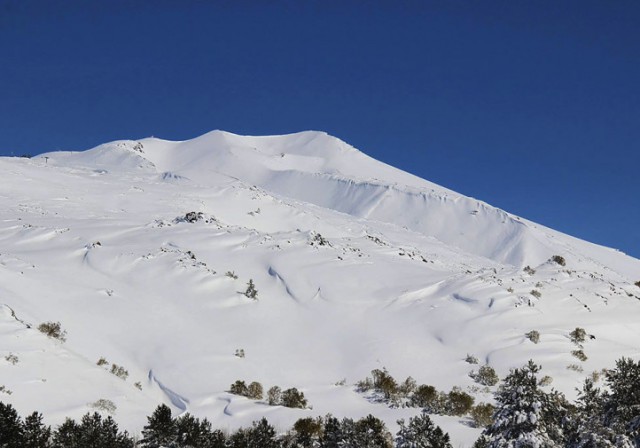 Etna innevato 2.jpg