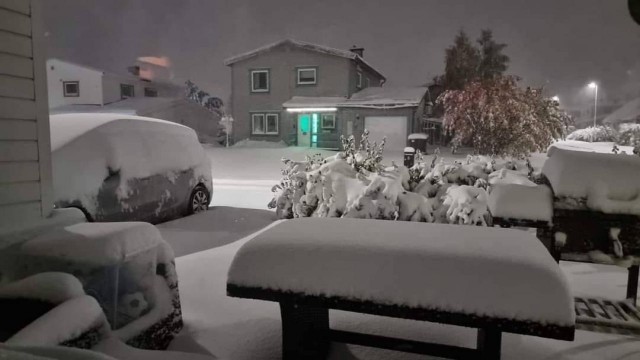 kiruna-sotto-la-neve-fonte-meteo60-via-twitter-3bmeteo-150424.jpg